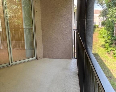 832 Lantern Way - Photo Thumbnail 19