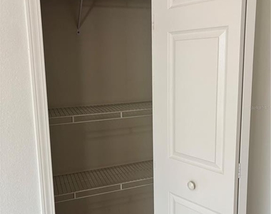 832 Lantern Way - Photo Thumbnail 34