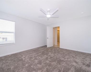 2723 Gentle Rain Drive - Photo Thumbnail 6