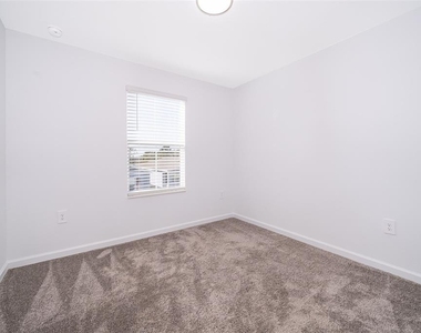 2723 Gentle Rain Drive - Photo Thumbnail 12