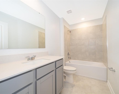 2723 Gentle Rain Drive - Photo Thumbnail 10