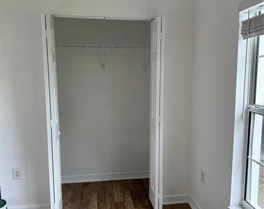 752 E Broome Street - Photo Thumbnail 9