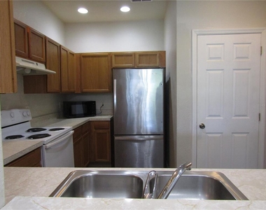 3108 Wentworth Lane - Photo Thumbnail 1