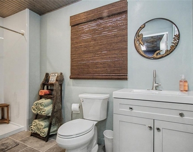 12390 W Standish - Photo Thumbnail 46