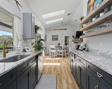 12390 W Standish - Photo Thumbnail 17