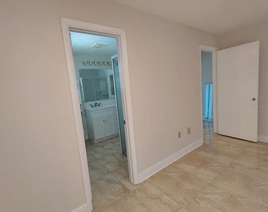 4901 Ne 7th Street - Photo Thumbnail 32