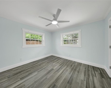 59 Kipling Plaza - Photo Thumbnail 11