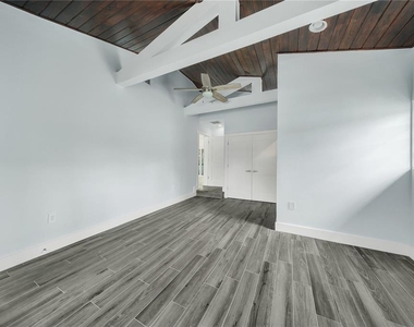 59 Kipling Plaza - Photo Thumbnail 6