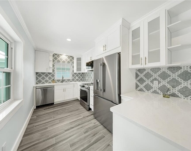 59 Kipling Plaza - Photo Thumbnail 2