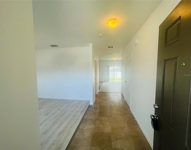 16616 Broadford Lane - Photo Thumbnail 3