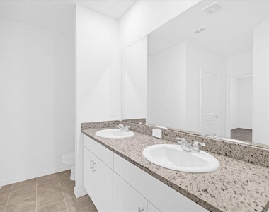 5647 Nispero Way - Photo Thumbnail 23