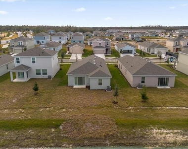 5647 Nispero Way - Photo Thumbnail 25