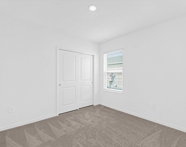 5647 Nispero Way - Photo Thumbnail 16