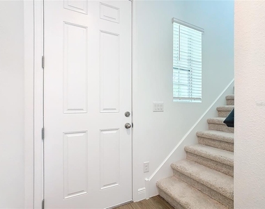 11165 Green Citron Alley - Photo Thumbnail 4