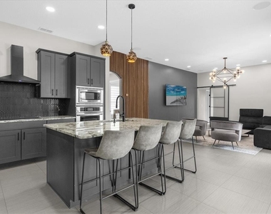 10175 Cove Lake Drive - Photo Thumbnail 12
