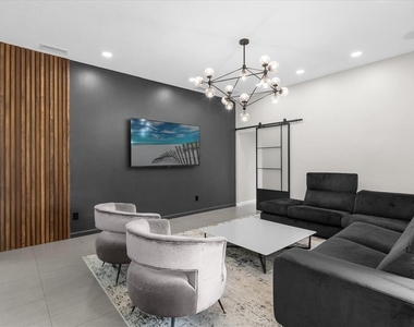10175 Cove Lake Drive - Photo Thumbnail 11