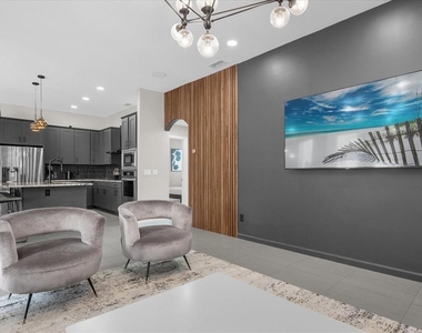 10175 Cove Lake Drive - Photo Thumbnail 14