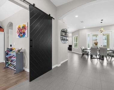 10175 Cove Lake Drive - Photo Thumbnail 41