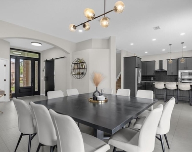 10175 Cove Lake Drive - Photo Thumbnail 13