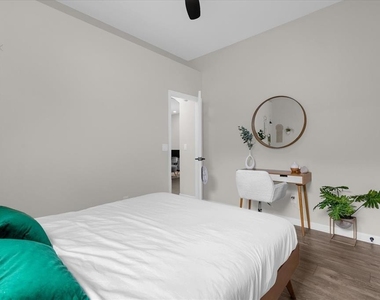 10175 Cove Lake Drive - Photo Thumbnail 30