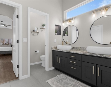 10175 Cove Lake Drive - Photo Thumbnail 20