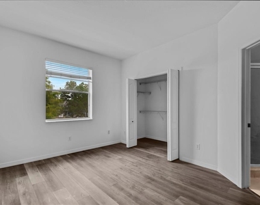 10825 Savannah Wood - Photo Thumbnail 10