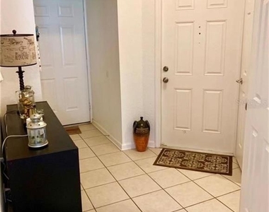 2576 San Tecla Street - Photo Thumbnail 7