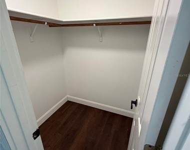 325 Leslie Lane - Photo Thumbnail 19