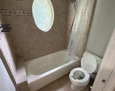 325 Leslie Lane - Photo Thumbnail 21