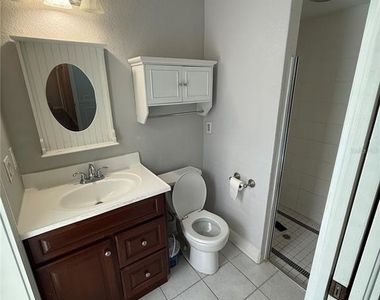 325 Leslie Lane - Photo Thumbnail 30