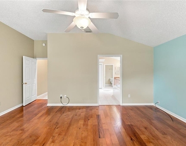 1304 De La Garza Place - Photo Thumbnail 14