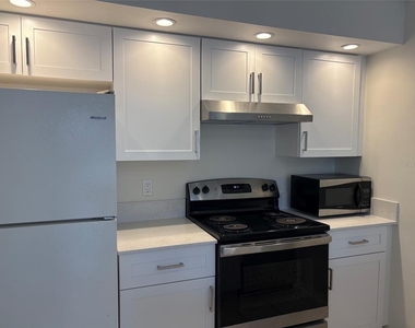 2449 Grand Teton Circle - Photo Thumbnail 7