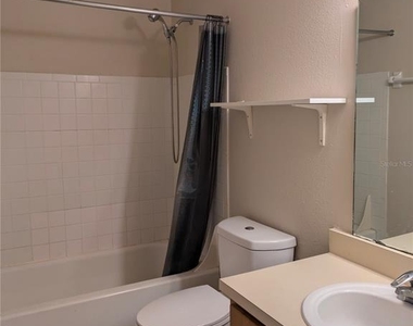 4113 S Semoran Boulevard - Photo Thumbnail 9