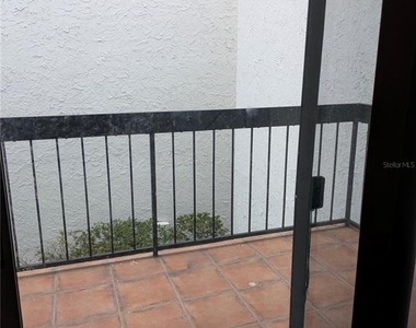 4113 S Semoran Boulevard - Photo Thumbnail 5