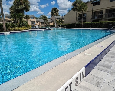 4113 S Semoran Boulevard - Photo Thumbnail 16