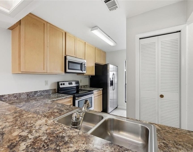 3741 Nw 56th Lane - Photo Thumbnail 2