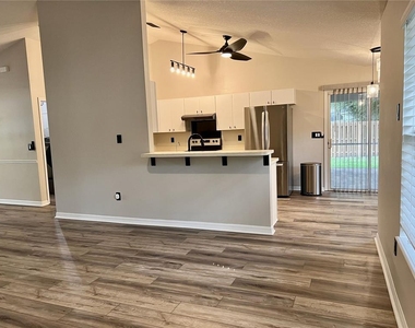 6845 Sw 81st Street - Photo Thumbnail 8