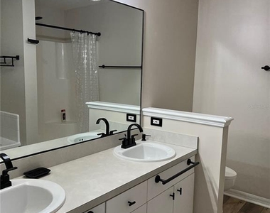 6845 Sw 81st Street - Photo Thumbnail 4