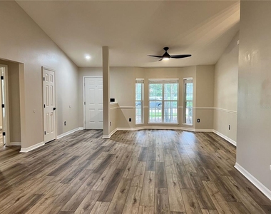 6845 Sw 81st Street - Photo Thumbnail 6