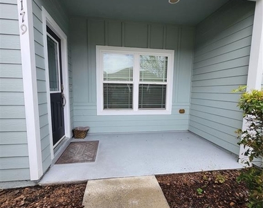 5179 Nw 22nd Street - Photo Thumbnail 1