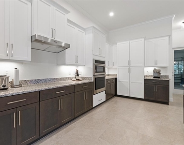 1329 Tullamore Boulevard - Photo Thumbnail 18
