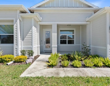 1329 Tullamore Boulevard - Photo Thumbnail 2