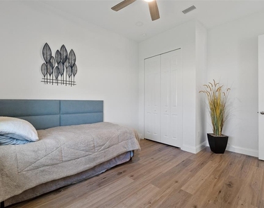 1329 Tullamore Boulevard - Photo Thumbnail 30
