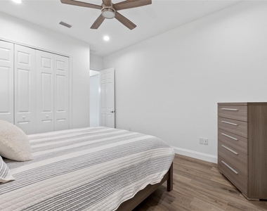 1329 Tullamore Boulevard - Photo Thumbnail 24