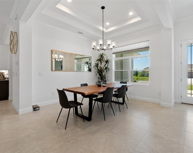 1329 Tullamore Boulevard - Photo Thumbnail 7