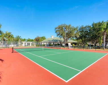 5180 Northridge Road - Photo Thumbnail 12