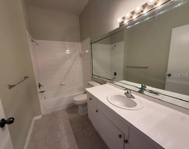 5180 Northridge Road - Photo Thumbnail 8