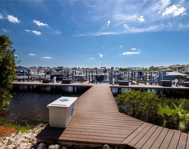 1030 Overlook Court - Photo Thumbnail 20