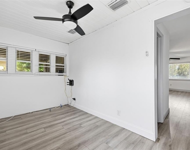 2706 E Annie Street - Photo Thumbnail 15