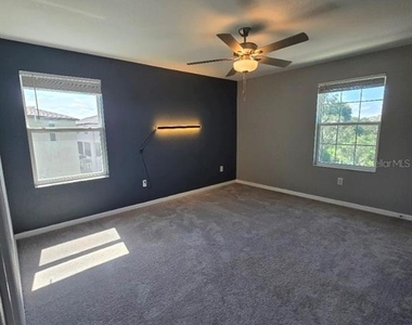 4640 Willet Cooper Court - Photo Thumbnail 9